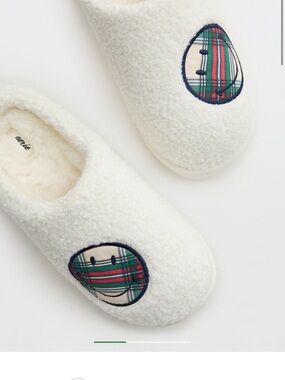 aerie Cream Sherpa Slip-On Slippers with Plaid Smiley Patch